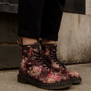 Dr. Martens 11821 Victorian Floral Print Canvas Combat Boots – Burgundy Roses